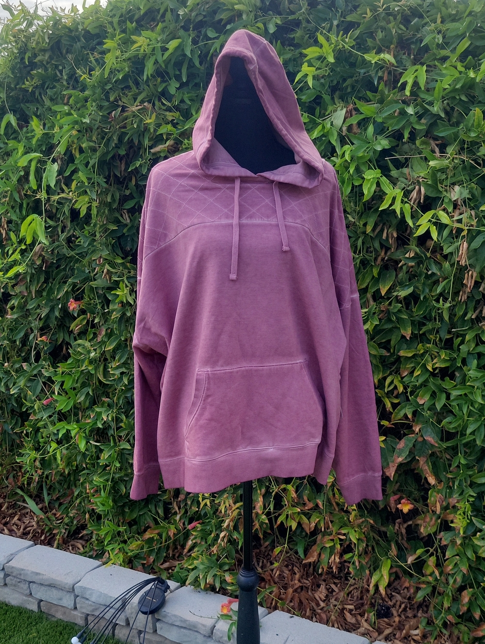 torrid Super Soft Fleece Mauve Pullover Hoodie with Quilted Yoke 2X